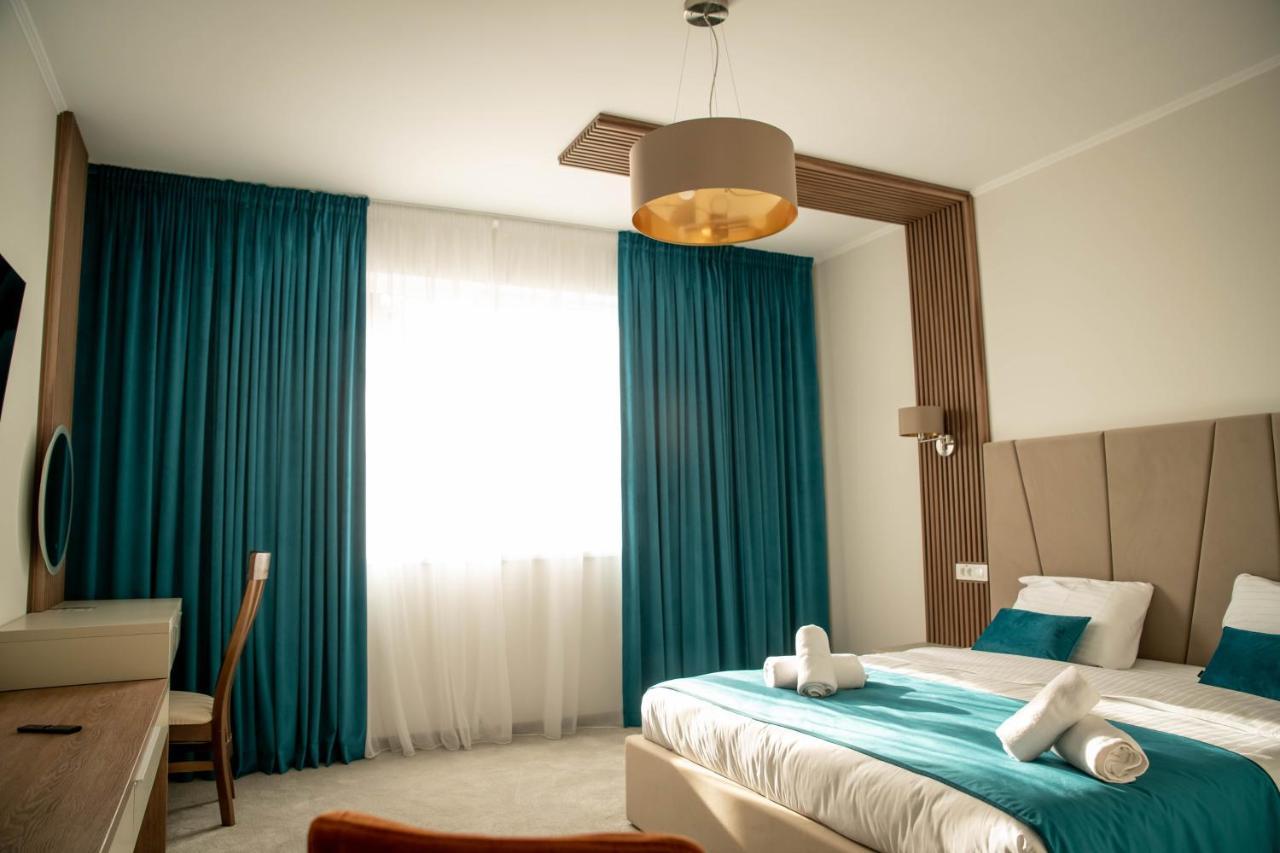 Unique Garden Hotel Βραΐλα Εξωτερικό φωτογραφία